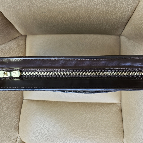 Ultra Rare Louis Vuitton Homme Pochette Clutch /Crossbody. UNISEX! 🔥 - Picture 4 of 15